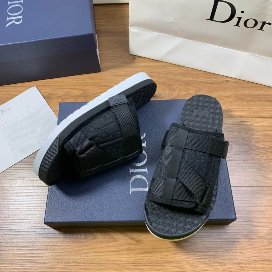 Factory price: 280💰 Dior men's counters are selling sandals at the same time ✔️Imported brand printing/selected high-quality calfskin, highlighting high-end elegance, exquisite workmanship, soles: original soles specially provided by the original factory, hot-selling physical products🔥Normal size: 38-44, customized 45
